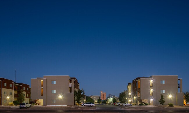 Foto del edificio - Andalusia Aprtments