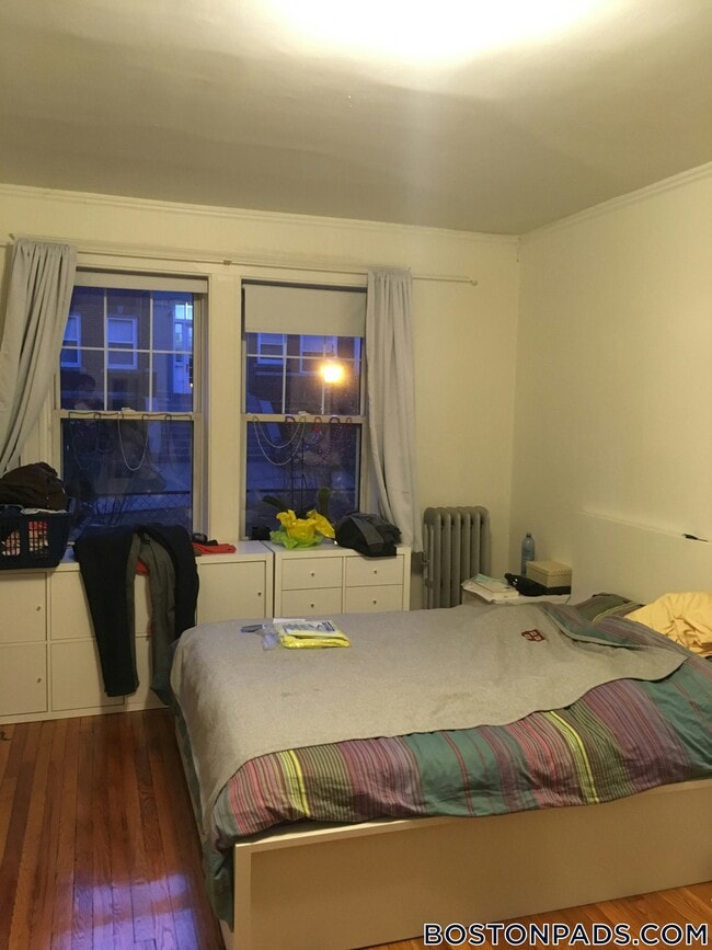 Building Photo - 157 Summer St