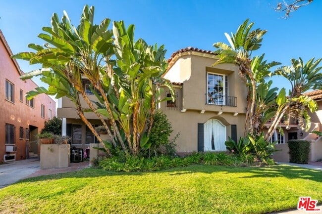 Foto del edificio - 1217 Stearns Dr