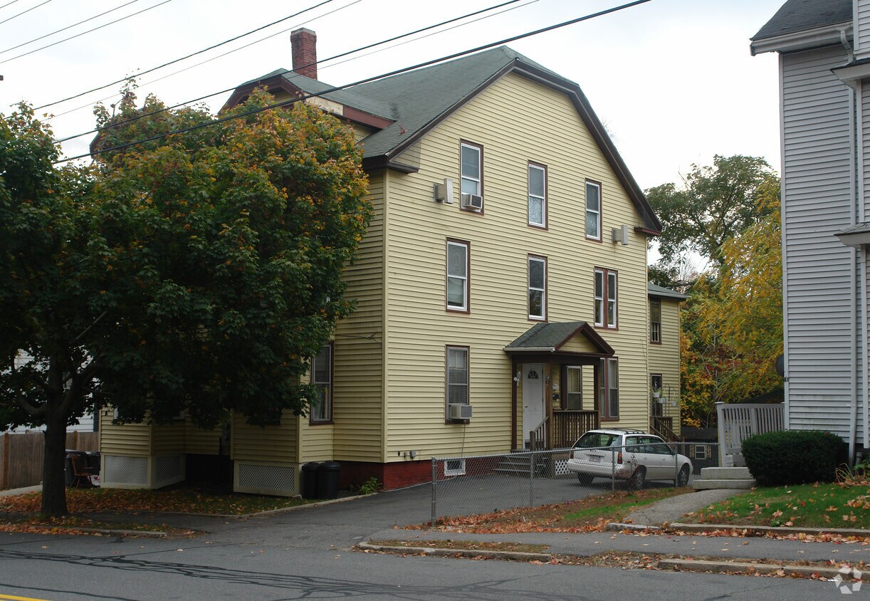 83 Groveland St, Haverhill, MA 01830 Apartments Haverhill, MA