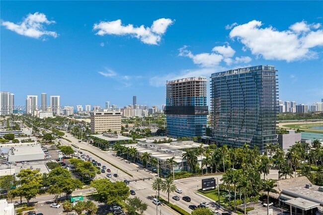 Foto del edificio - 1170 E Hallandale Beach Blvd