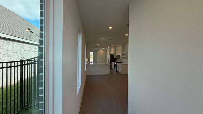 Foto del edificio - 27451 Sunterra Village Dr