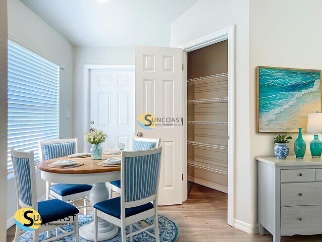 Foto del edificio - 2104 Fernwood St