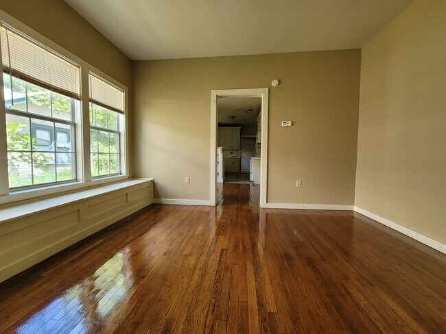 Foto del edificio - 1802 8th St