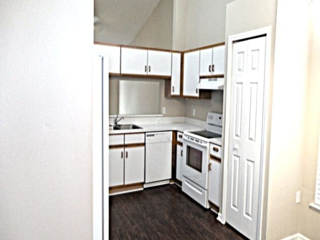 Building Photo - 555 Whiskey Creek Ct