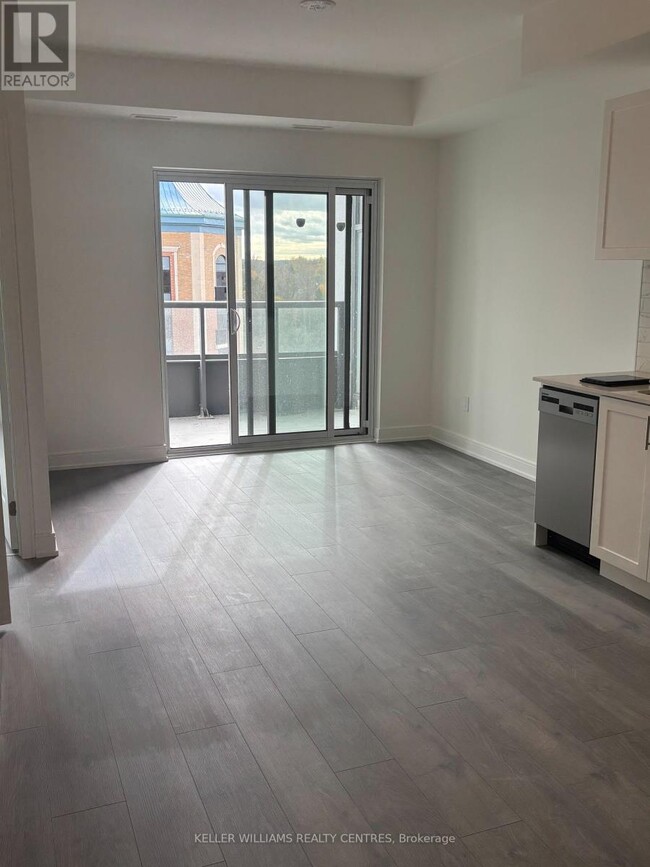 Photo du bâtiment - 705 Davis Dr