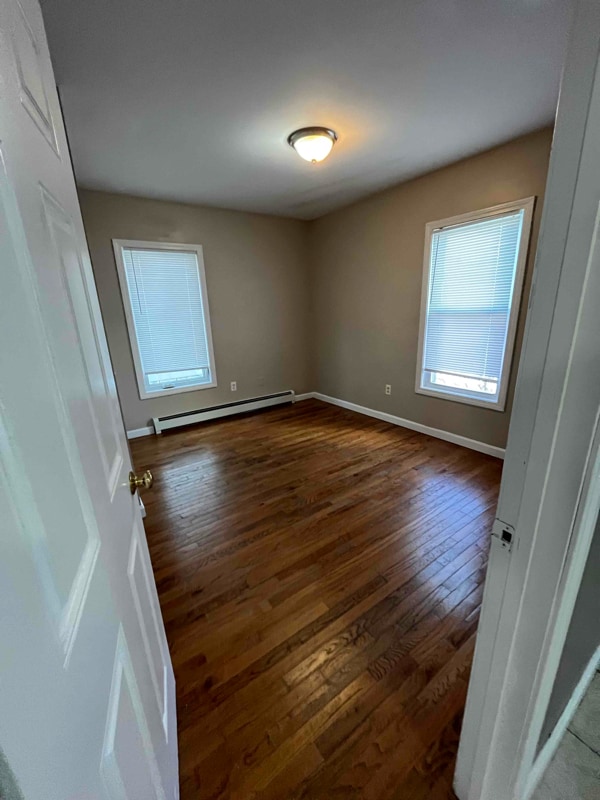 Building Photo - 517 Hillsboro St