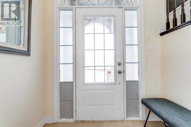 Photo du bâtiment - 233 Dundas Way