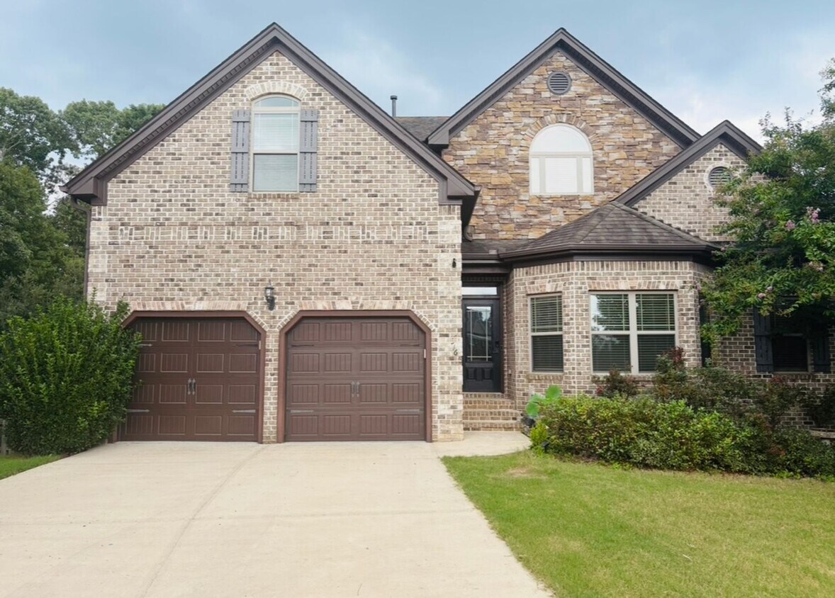 Foto principal - Beautiful 5BR/5BA Home in Greer!