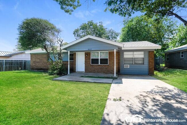 Building Photo - 1/2 OFF 1ST FULL MONTH RENT SPECIAL$$$ .  ...
