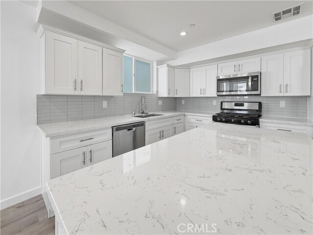 Foto del edificio - 10918 1/2 Hesby St