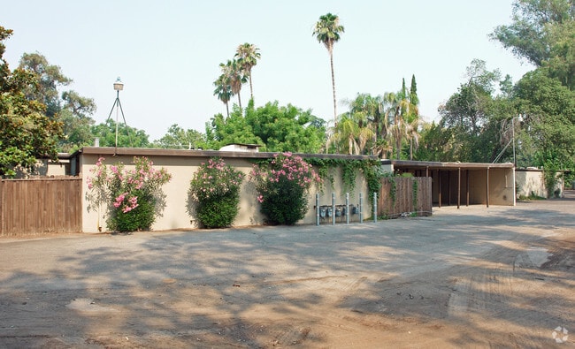 Building Photo - Maroa Lanai Apartments