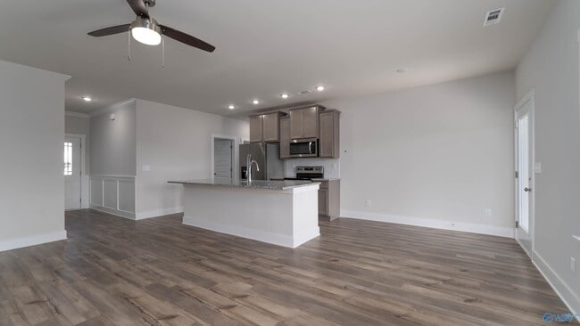 Building Photo - 3243 Spool Ln SW