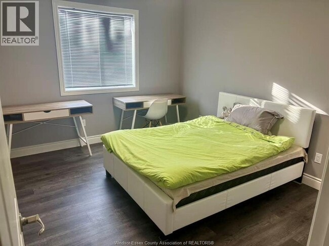 Building Photo - 495 McEwan Ave