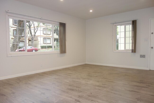Foto del edificio - 610 E Palm Ave