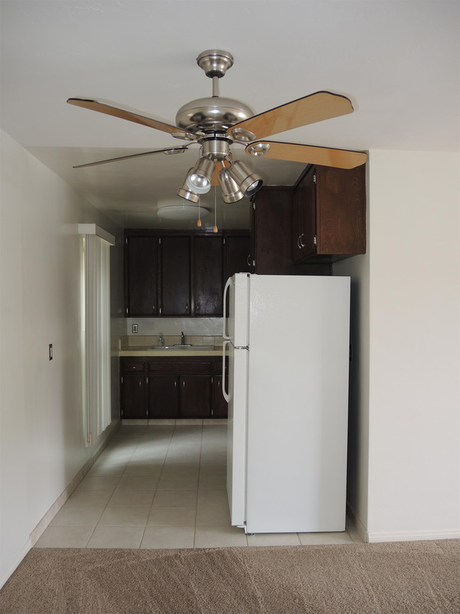 Foto del edificio - 4040 Lamont St