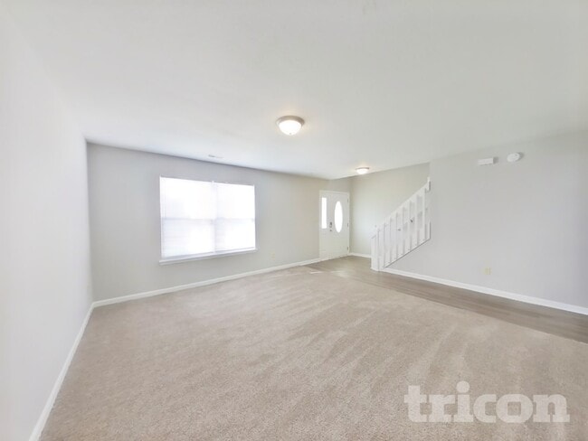 Building Photo - 87 Lasalle Ln