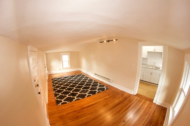 Living Room - 514 8th St SE