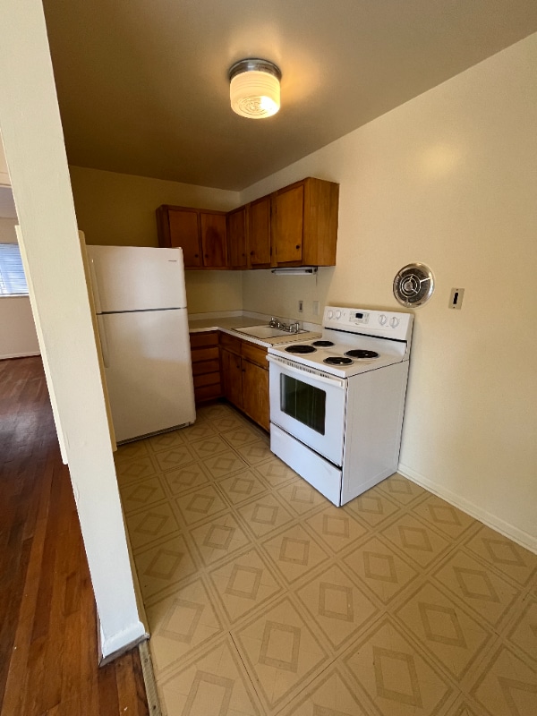 Building Photo - 145 Arnett Blvd