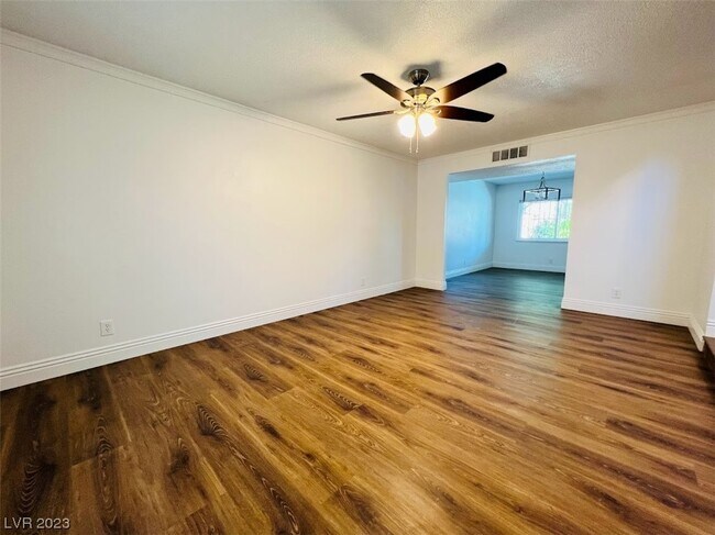 Building Photo - 5688 Maceta Ave