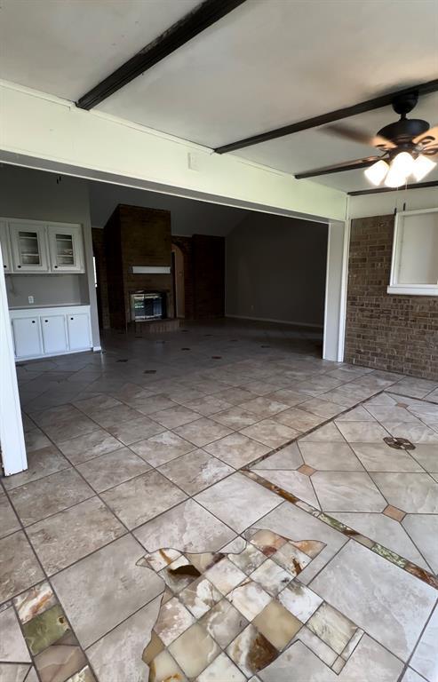 Foto del edificio - 6011 Bear Track Ln