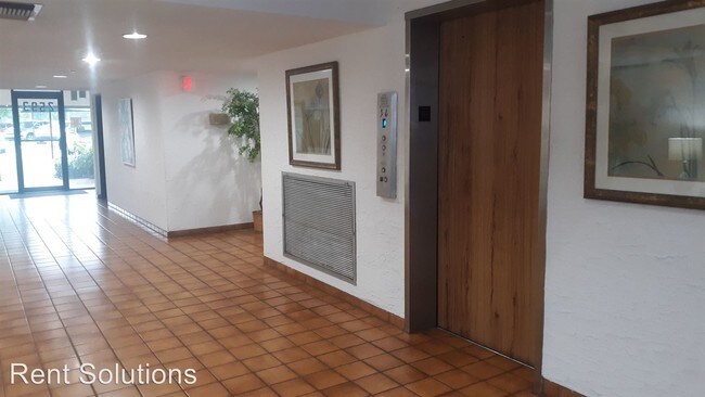 Foto del edificio - 2593 Countryside Blvd