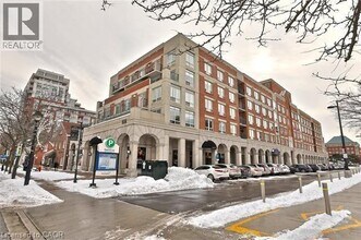 Building Photo - 430 Pearl St