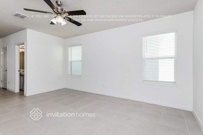 Building Photo - 2021 Tohoqua Blvd
