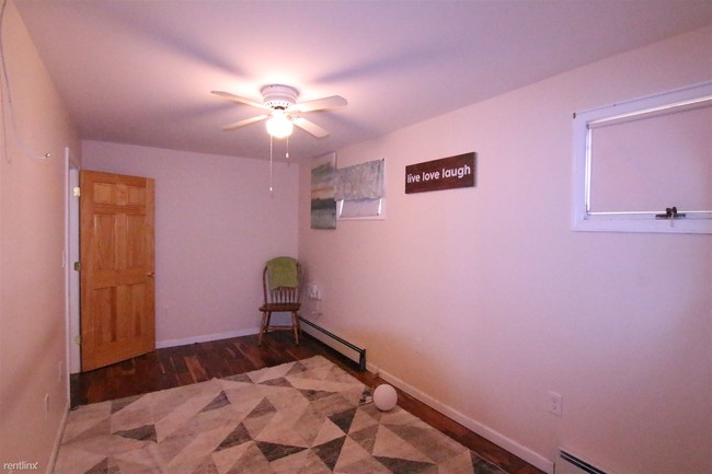 Building Photo - 1204 Cross Bay Blvd