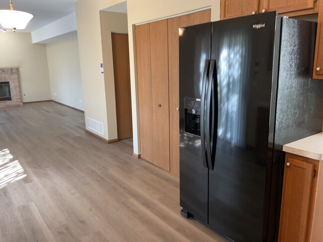 Foto del edificio - 850 Chelsea Ct