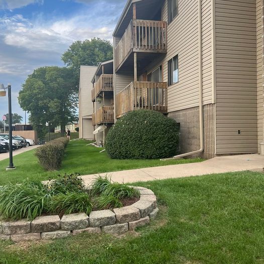 4401 Mormon Coulee Rd Unit 1, La Crosse, WI 54601 Apartments in La