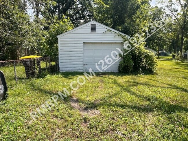 Building Photo - 4414 Oliver St