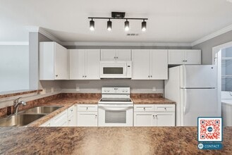 Building Photo - 100 Kensington Blvd
