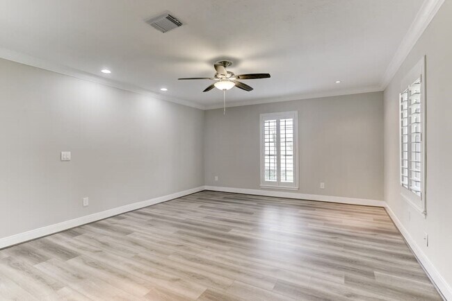 Foto del edificio - 11006 Wickersham Ln