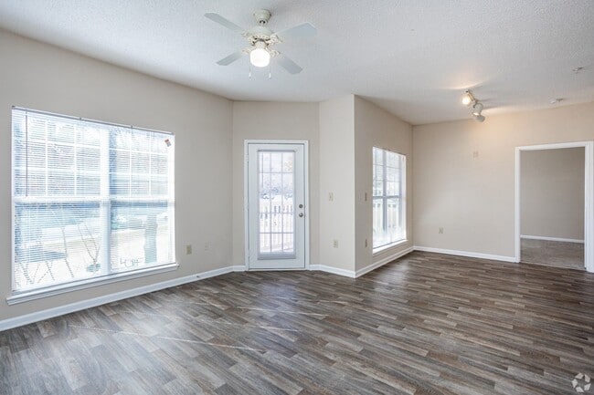 Interior Photo - Regal Park Apartment Homes