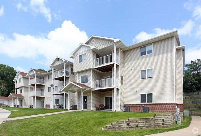 Riverbend Apartments Council Bluffs
