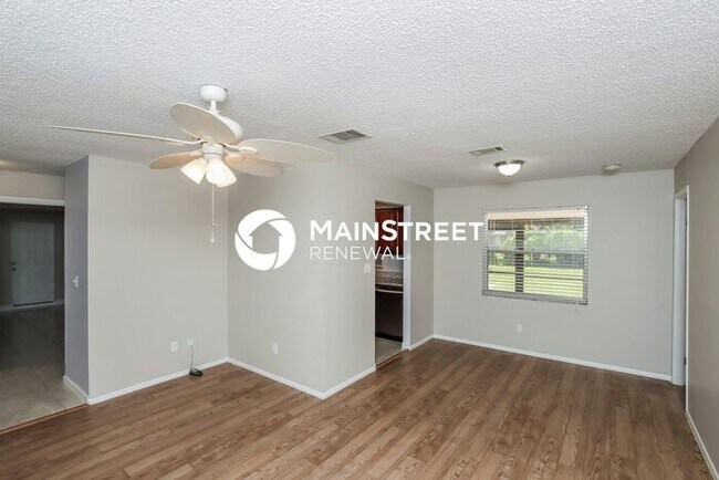Foto del edificio - 3 Bedroom Pet-Friendly Home in Melbourne, FL with Main Street Renewal