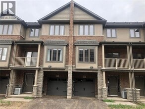 Building Photo - 20 Ridgeside Ln