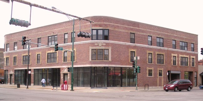 Fotografía del edificio - Wayland Apartments