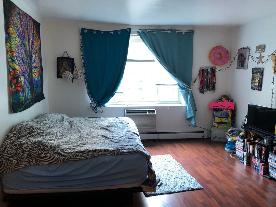 Foto principal - 1060 W Hollywood Ave