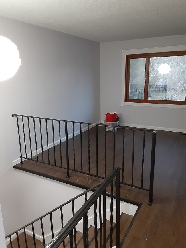 Sala de estar - 210 Leighton Dr