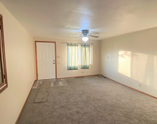 Foto del edificio - Convenient Aurora Location Near Anschutz Medical Campus And Stanley Marketplace