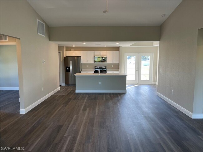 Foto del edificio - 4010 NE 9th Pl