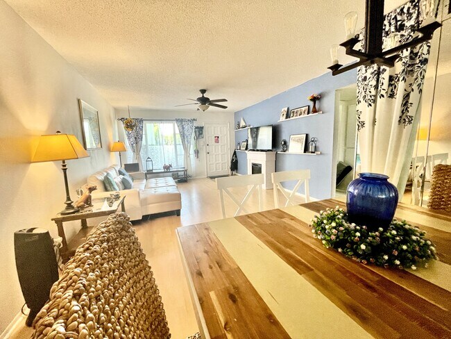 Foto del edificio - 2331 Finlandia Ln