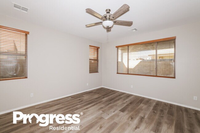 Building Photo - 17434 W Lisbon Ln