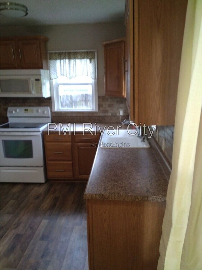 Foto del edificio - 5018 Birkenhead Rd