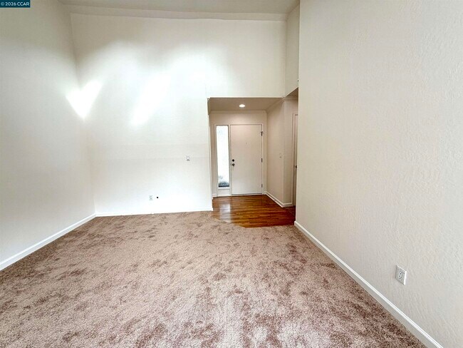 Building Photo - 2946 St Denis Dr