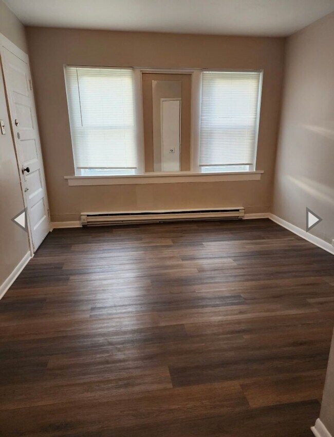 Foto del edificio - 909 W Adams St