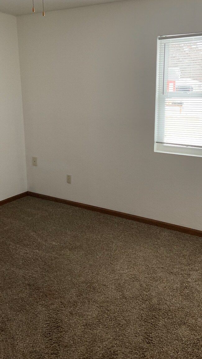 Foto del edificio - 20427 W Clark Ave