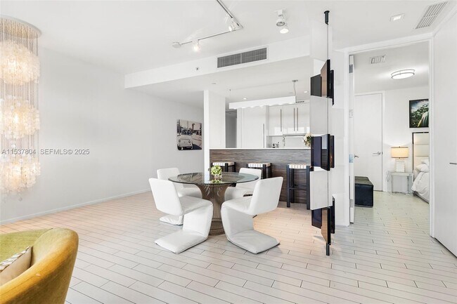 Foto del edificio - 2201 Collins Ave